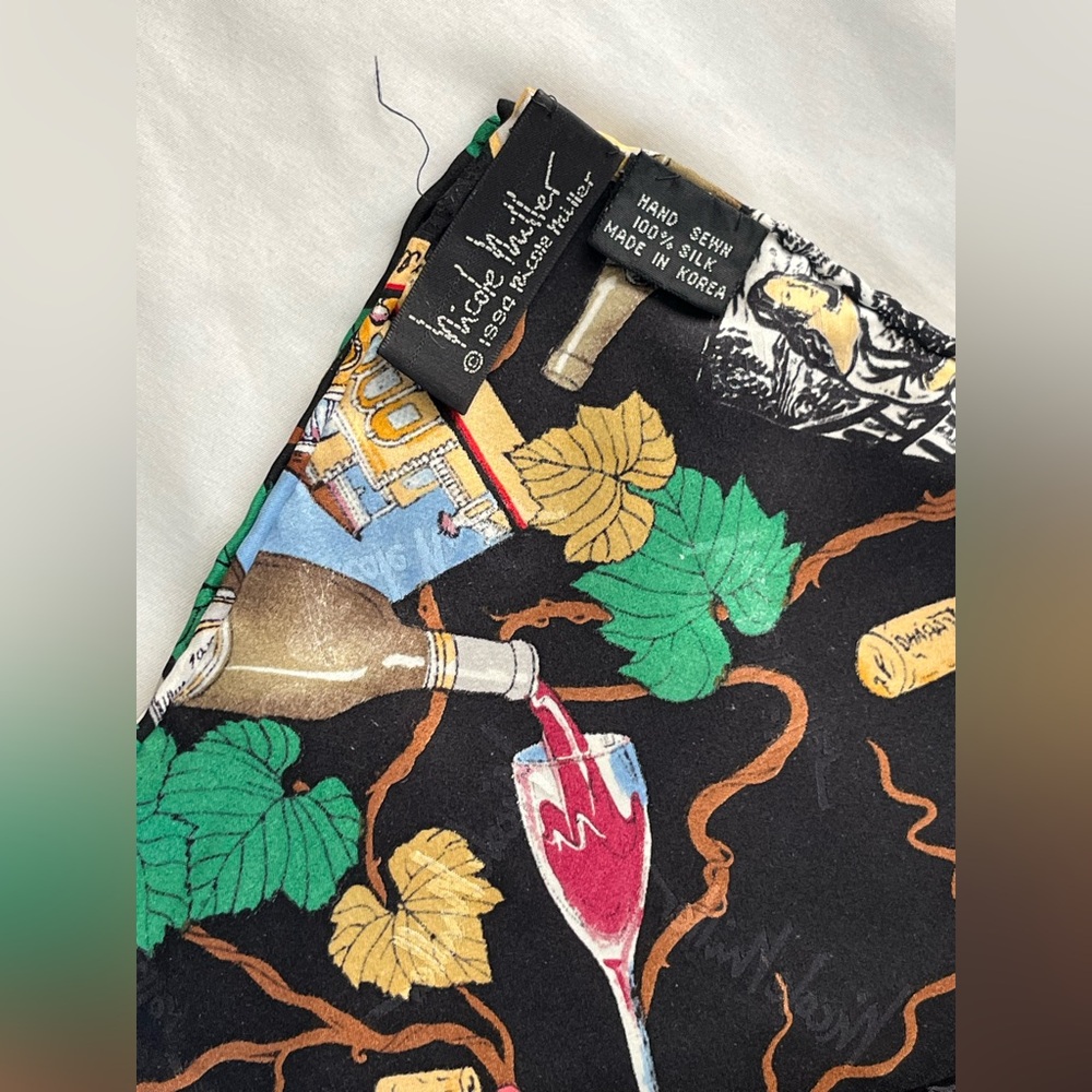 Vintage 1998 Nicole Miller Scarf 100% Silk Wine Vineyard Ferrari Carano 43” - Picture 4 of 5
